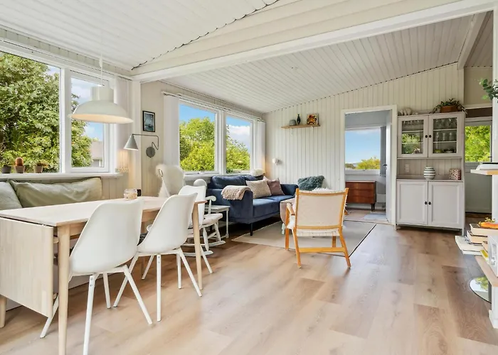 別荘 Two-bedroom In